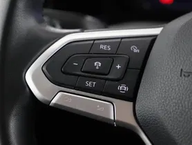VW Golf VIII 2.0 TDI Life | Thumbnail 23 von 28