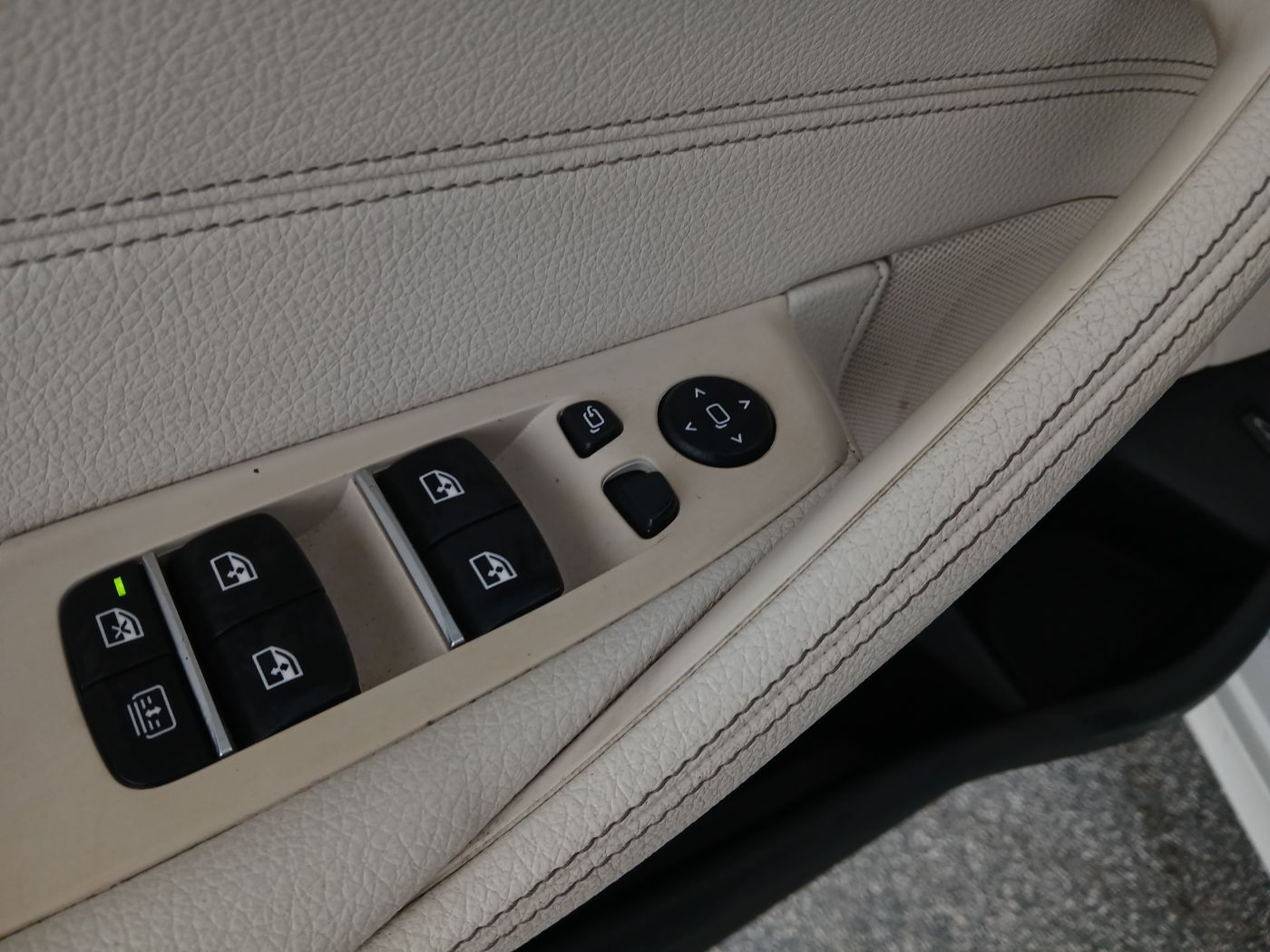 BMW 518d Lim. Aut | Bild 12 von 26