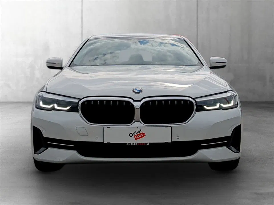 BMW 518d Aut. | Bild 2 von 22