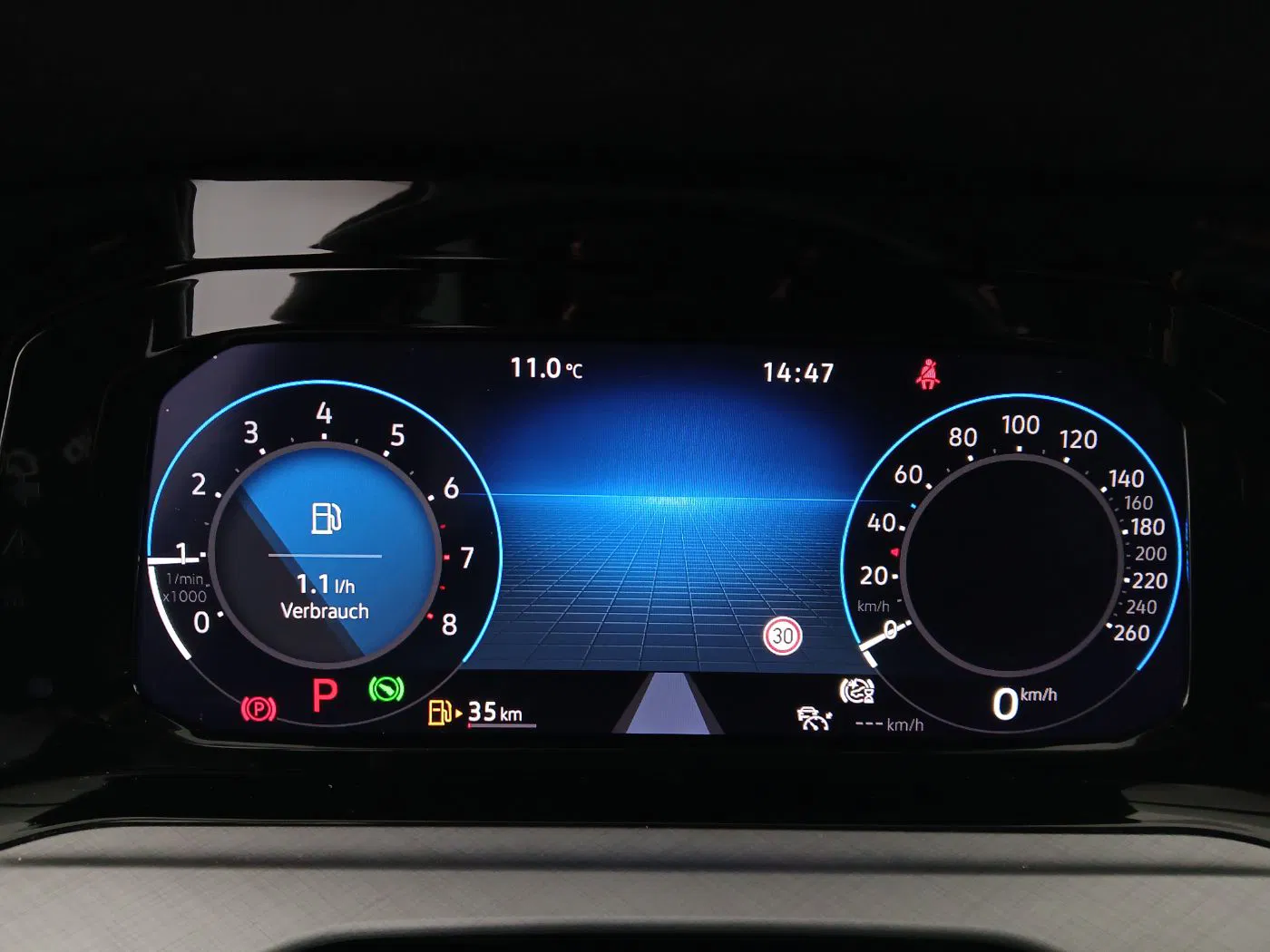 VW Golf VIII Var. 1.0 eTSI Life DSG | Bild 16 von 26