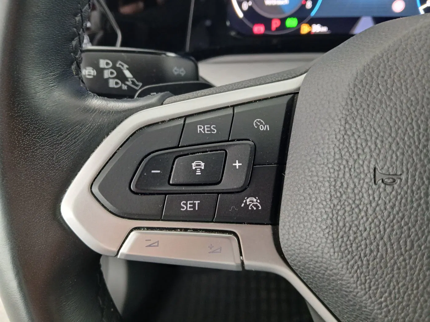 VW Golf VIII Var. 1.0 eTSI Life DSG | Bild 17 von 26