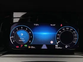 VW Golf VIII Var. 1.0 eTSI Life DSG | Thumbnail 19 von 26