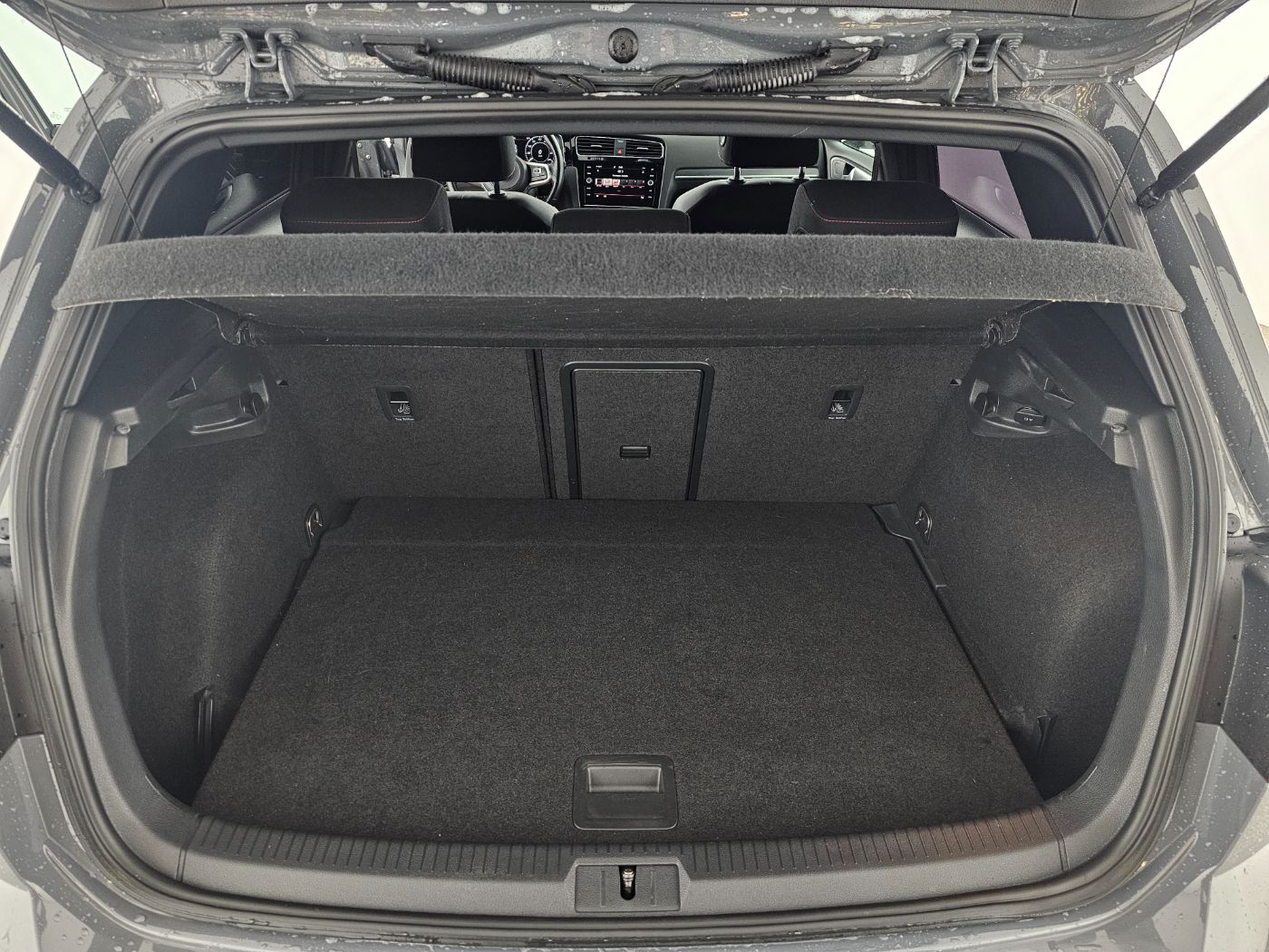 VW Golf VII 2.0 TSI GTI TCR DSG | Bild 26 von 26