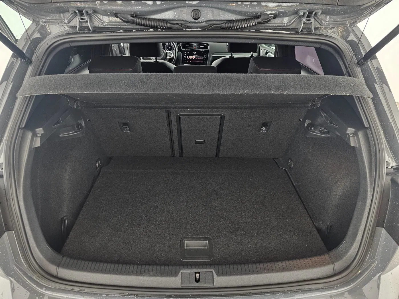 VW Golf VII 2.0 TSI GTI TCR DSG | Bild 26 von 26