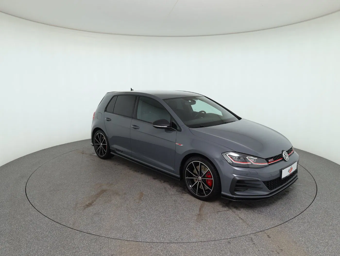 VW Golf VII 2.0 TSI GTI TCR DSG | Bild 4 von 26