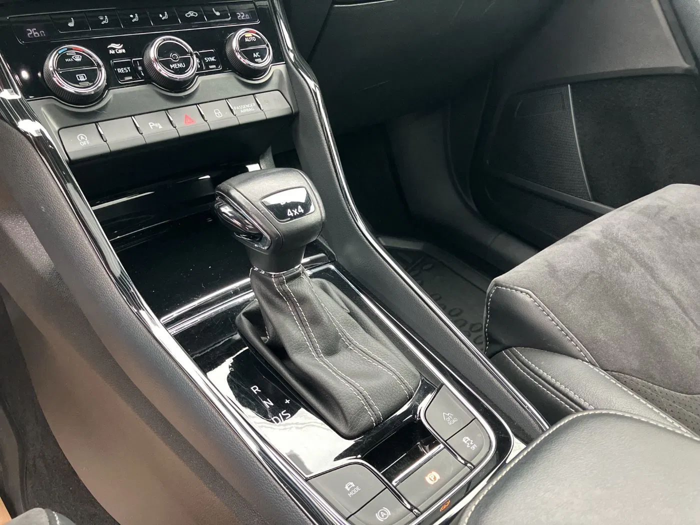 Skoda Kodiaq 2.0 TDI 4x4 Sportl. | Bild 21 von 24