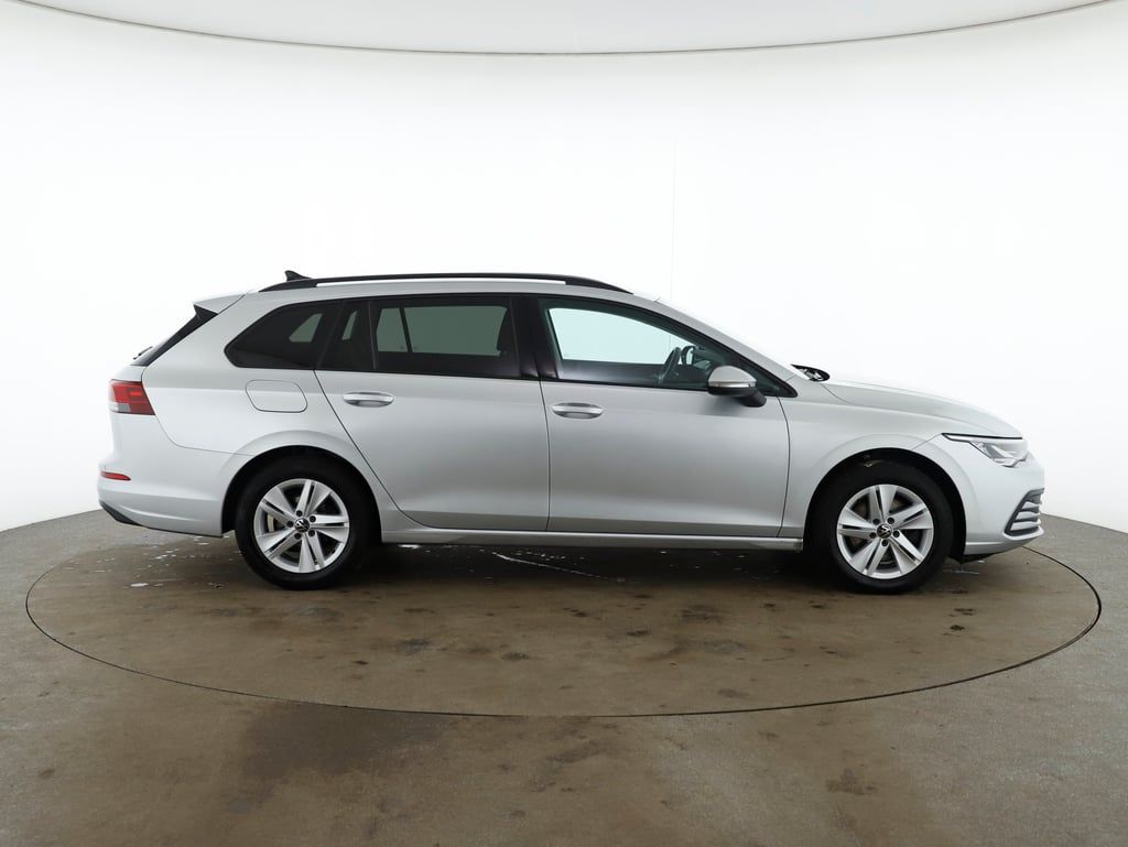 VW Golf VIII Variant 2.0 TDI Life DSG | Bild 5 von 28