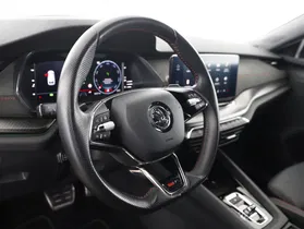Skoda Octavia 2.0 TDI RS 4x4 | Thumbnail 7 von 25