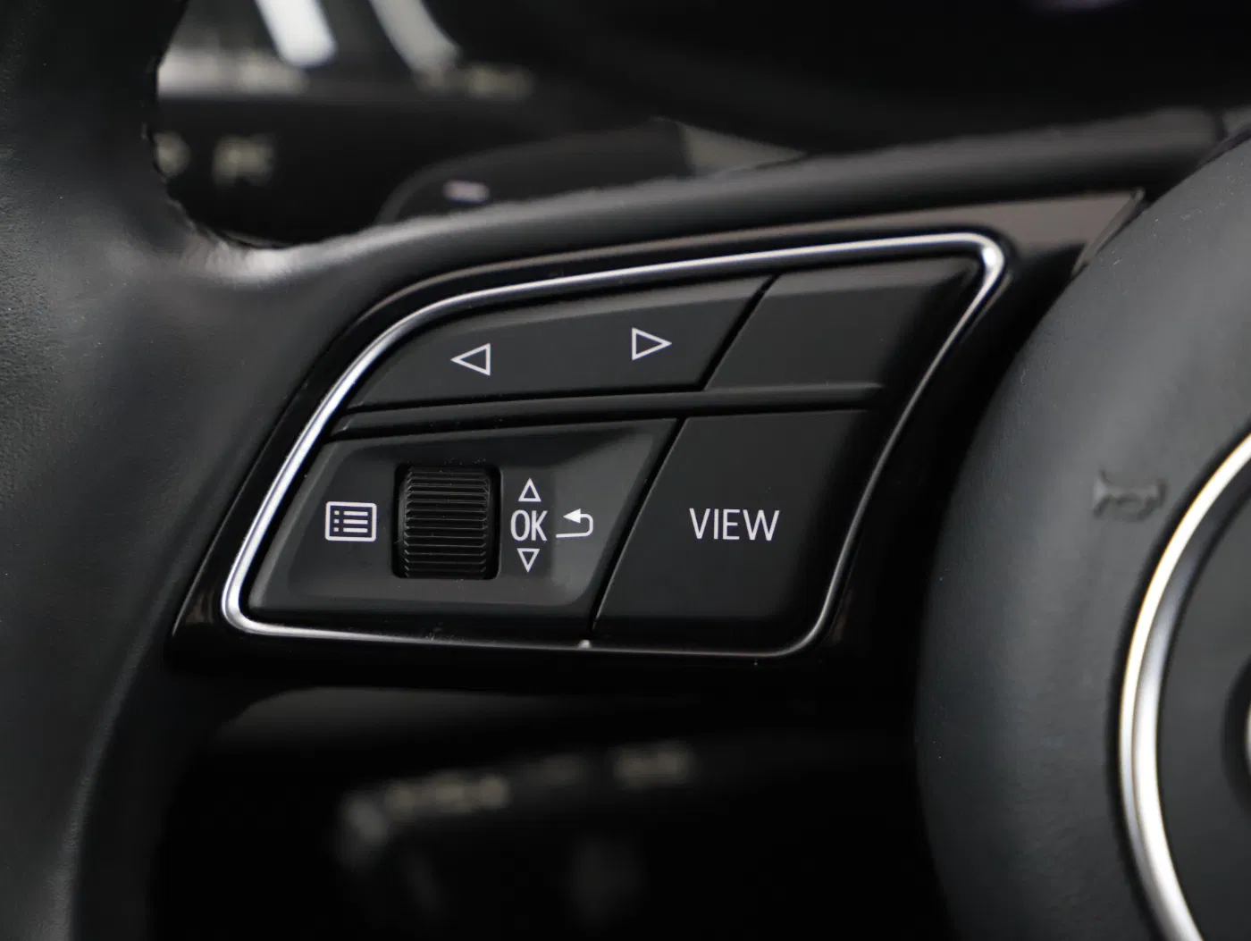 Audi A4 Avant 35 2.0 TDI S-Line | Bild 12 von 21