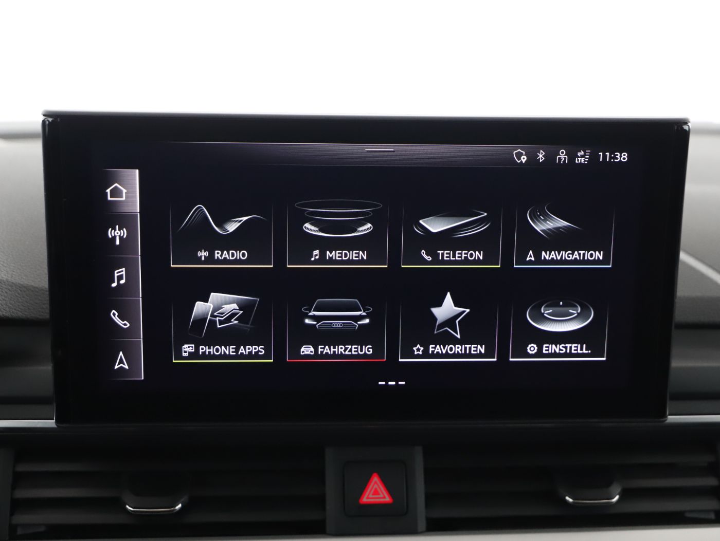 Audi A4 Avant 35 TDI S-Line | Bild 18 von 26