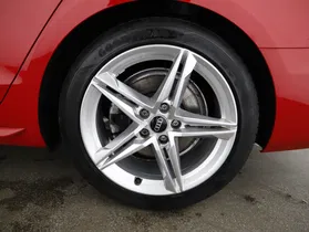 Audi A4 Avant 35 TDI S-Line | Thumbnail 7 von 26