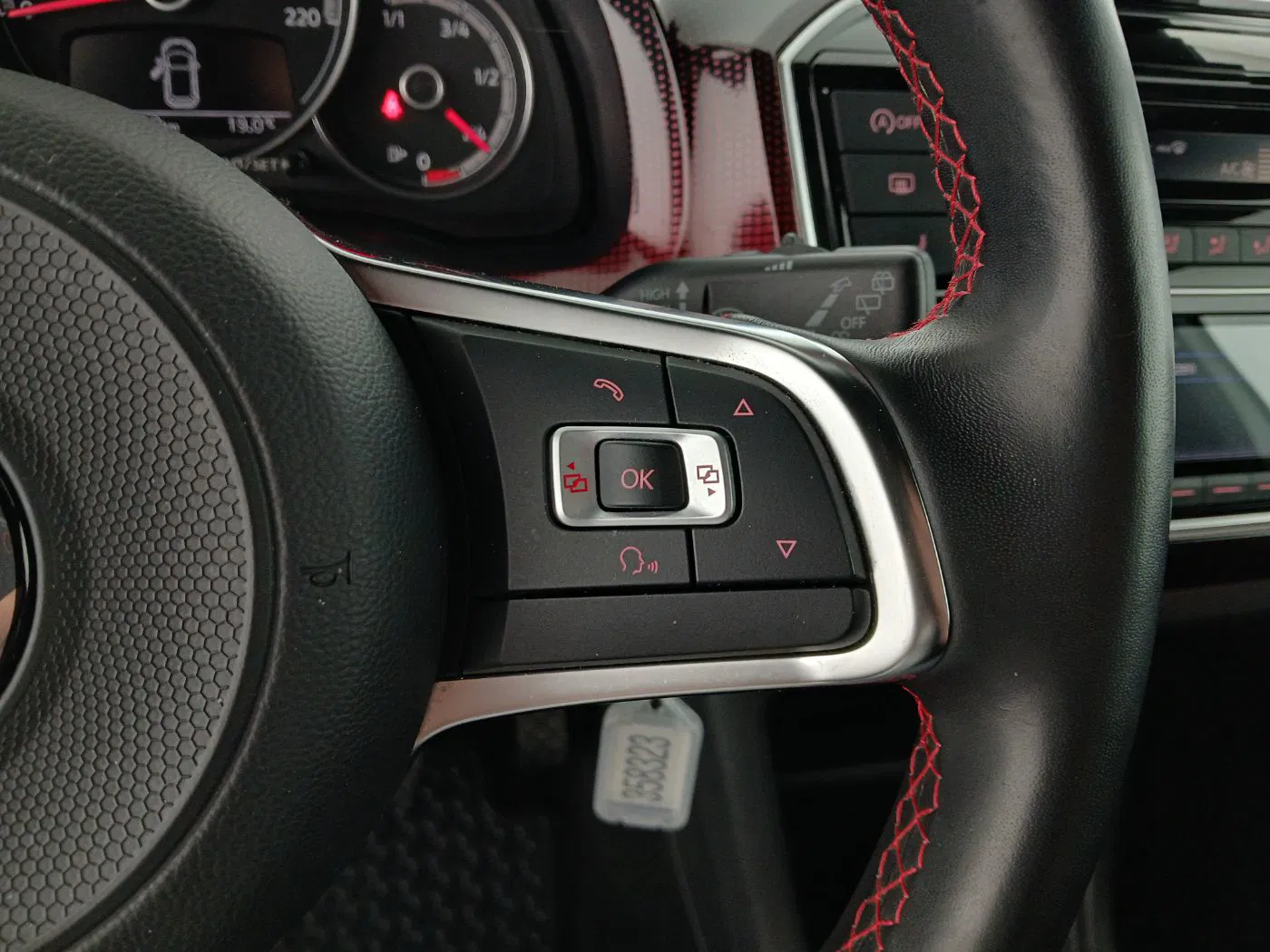 VW up! 1.0 TSI GTI | Bild 18 von 24