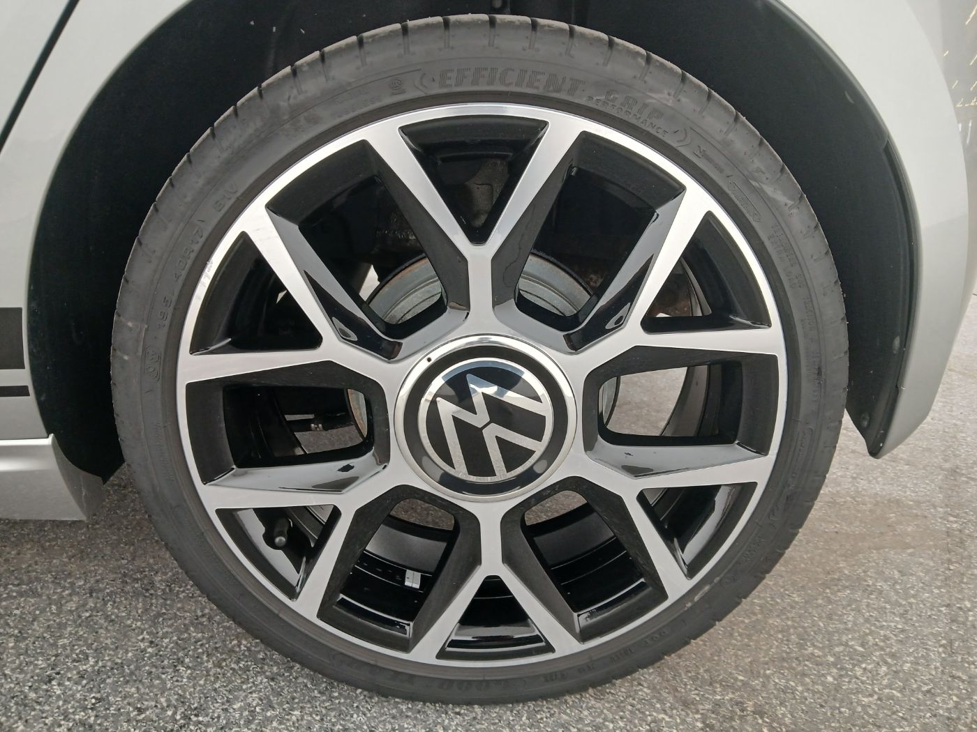 VW up! 1.0 TSI GTI | Bild 10 von 24