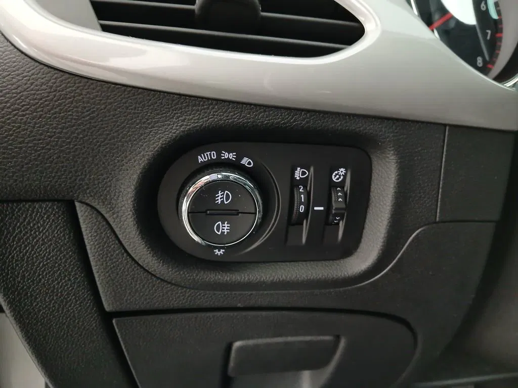 Opel Astra K 1.2 Turbo | Bild 13 von 24