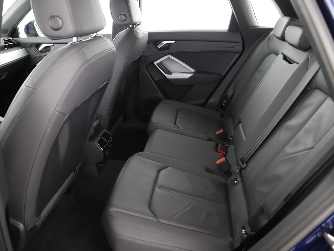 Audi Q3 35 2.0 TDI quattro | Bild 22 von 25