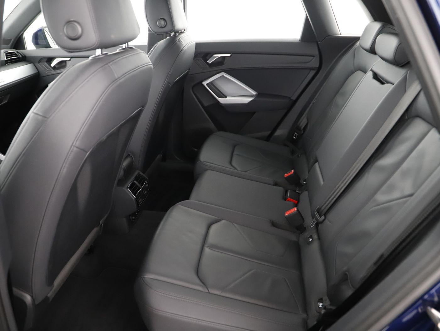 Audi Q3 35 2.0 TDI quattro advanced | Bild 22 von 25