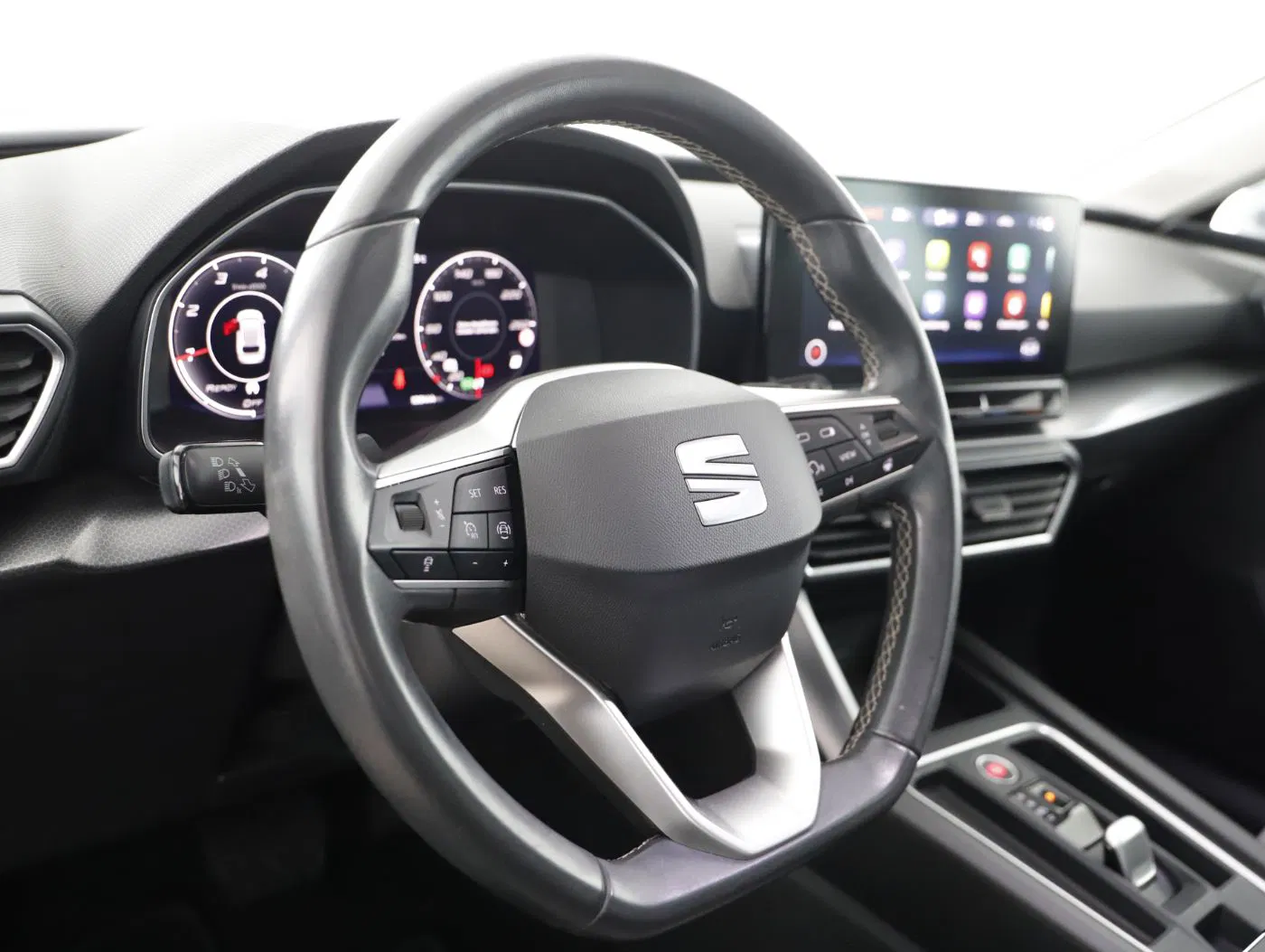 Seat Leon ST 2.0 TDI Style DSG | Bild 17 von 27