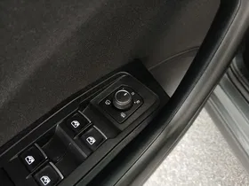 VW T-Roc 2.0 TDI Design | Thumbnail 12 von 25