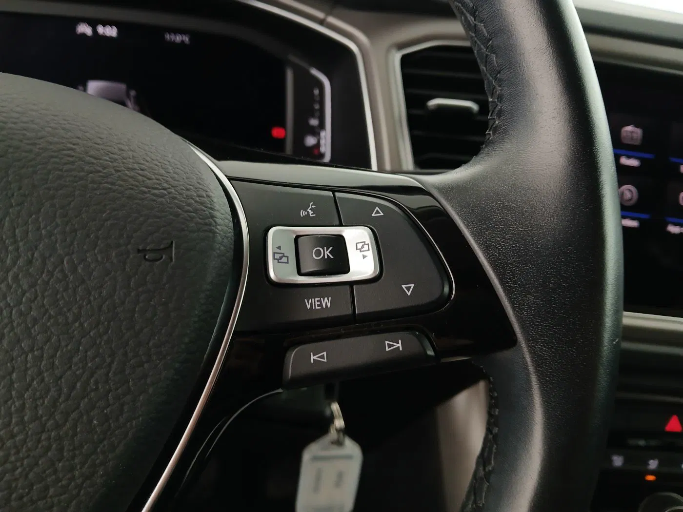 VW T-Roc 2.0 TDI Design | Bild 18 von 25