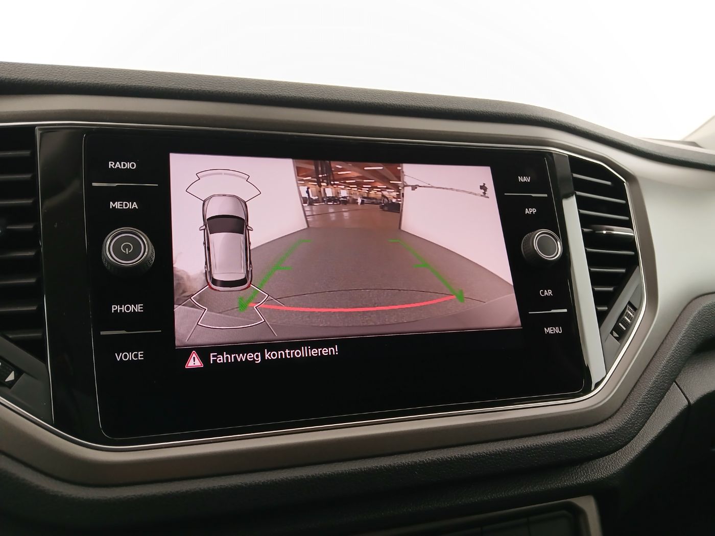 VW T-Roc 2.0 TDI Design | Bild 20 von 25