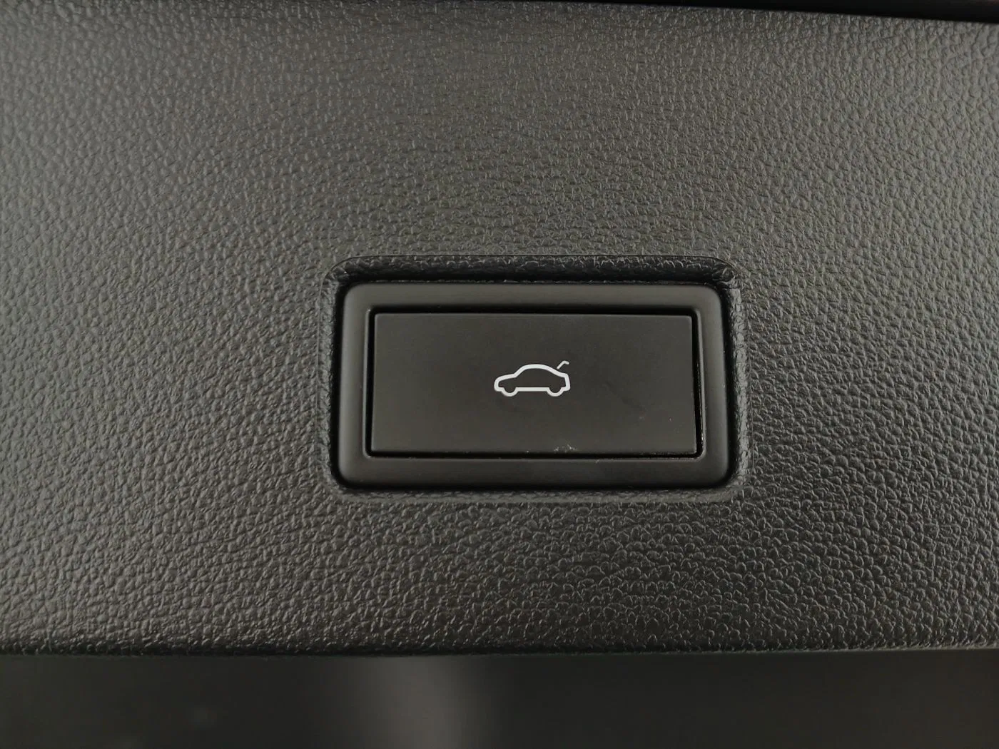 VW T-Roc 2.0 TDI Design | Bild 25 von 25