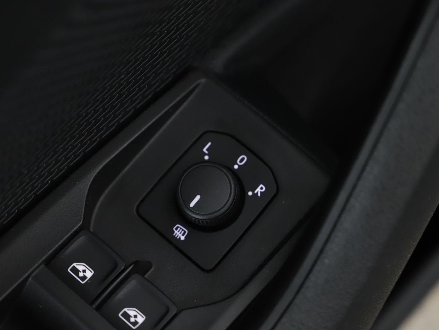 Skoda Octavia Combi 2.0 TDI Essence | Bild 9 von 25