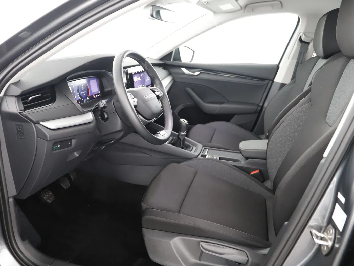 Skoda Octavia Combi 2.0 TDI Essence | Bild 11 von 25