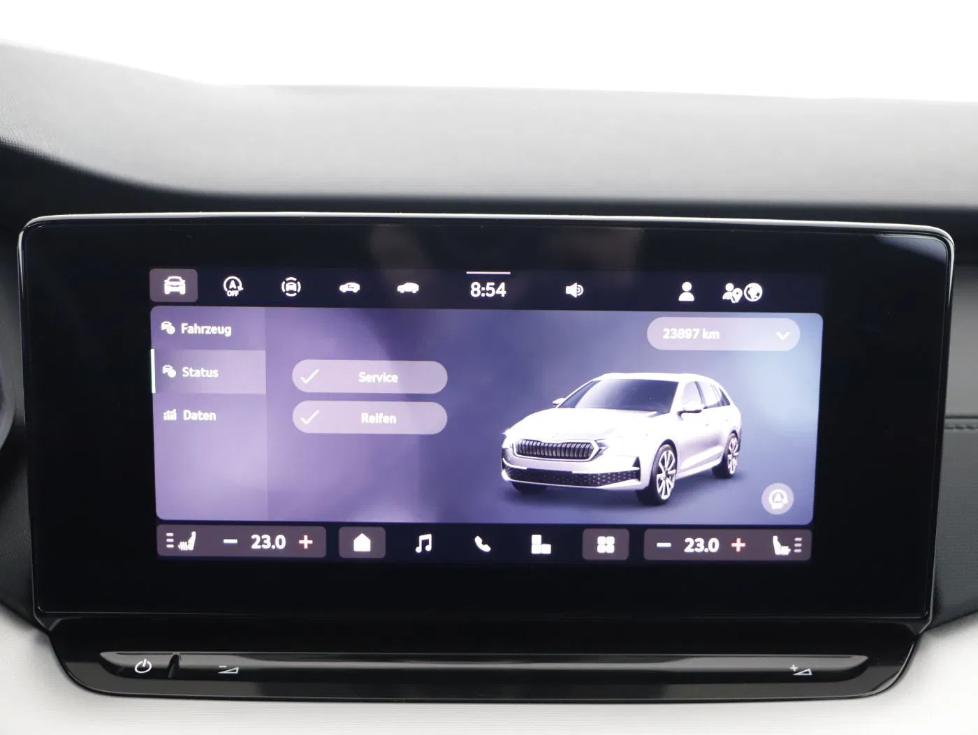 Skoda Octavia Combi 2.0 TDI Essence | Bild 17 von 25