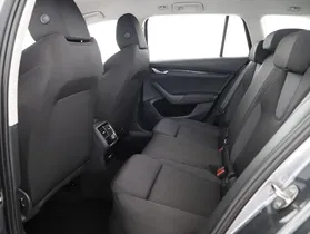 Skoda Octavia Combi 2.0 TDI 85 kW Essence | Thumbnail 8 von 22