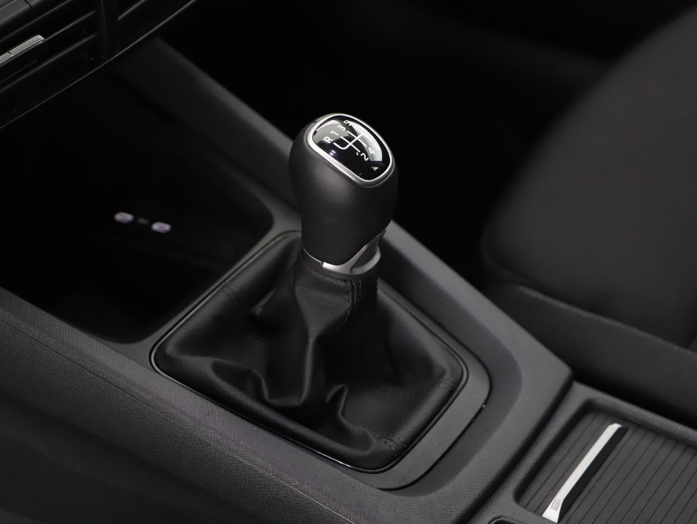 Skoda Octavia Combi 2.0 TDI 85 kW Essence | Bild 11 von 22