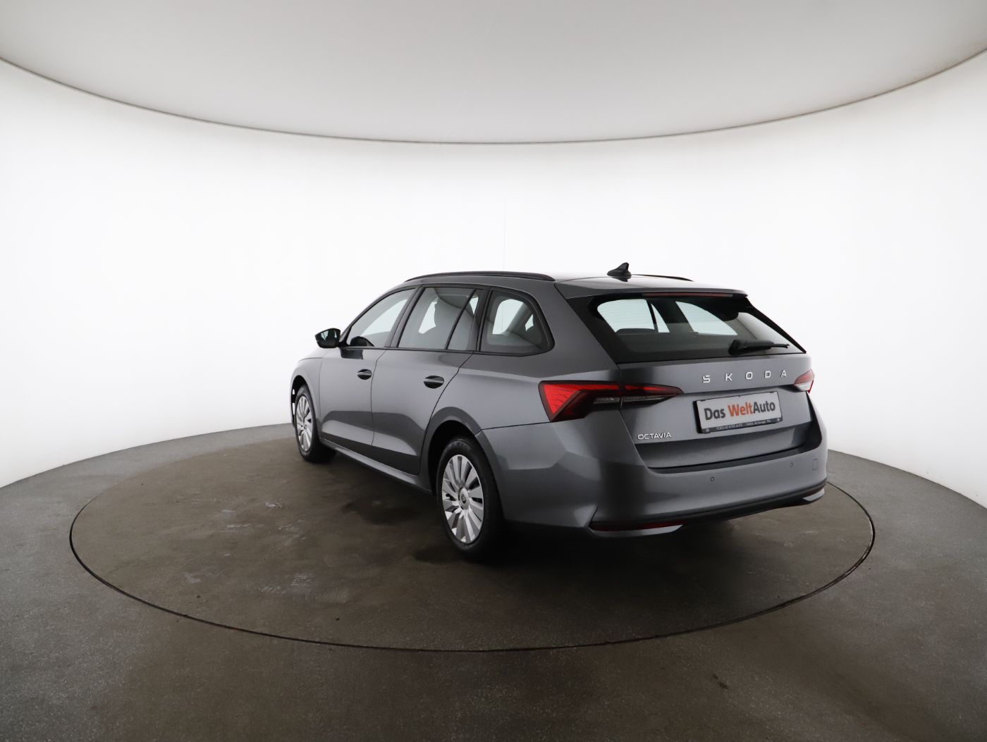 Skoda Octavia Combi 2.0 TDI 85 kW Essence | Bild 3 von 22