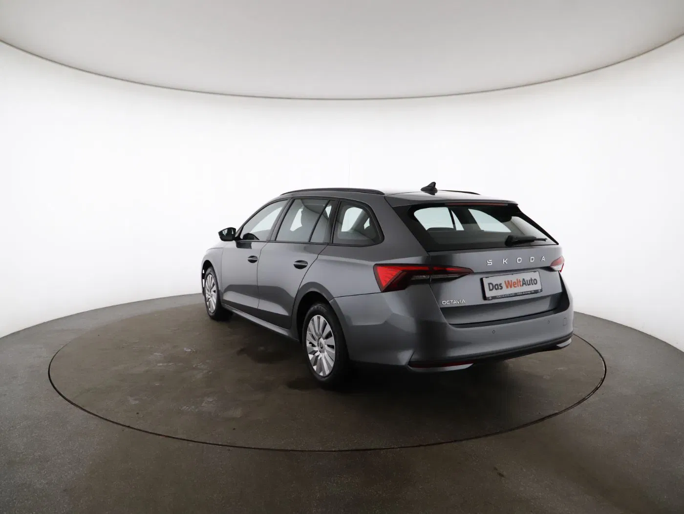 Skoda Octavia Combi 2.0 TDI 85 kW Essence | Bild 3 von 22