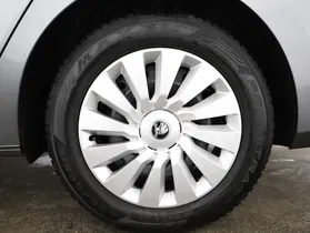 Skoda Octavia Combi 2.0 TDI Essence | Thumbnail 7 von 25