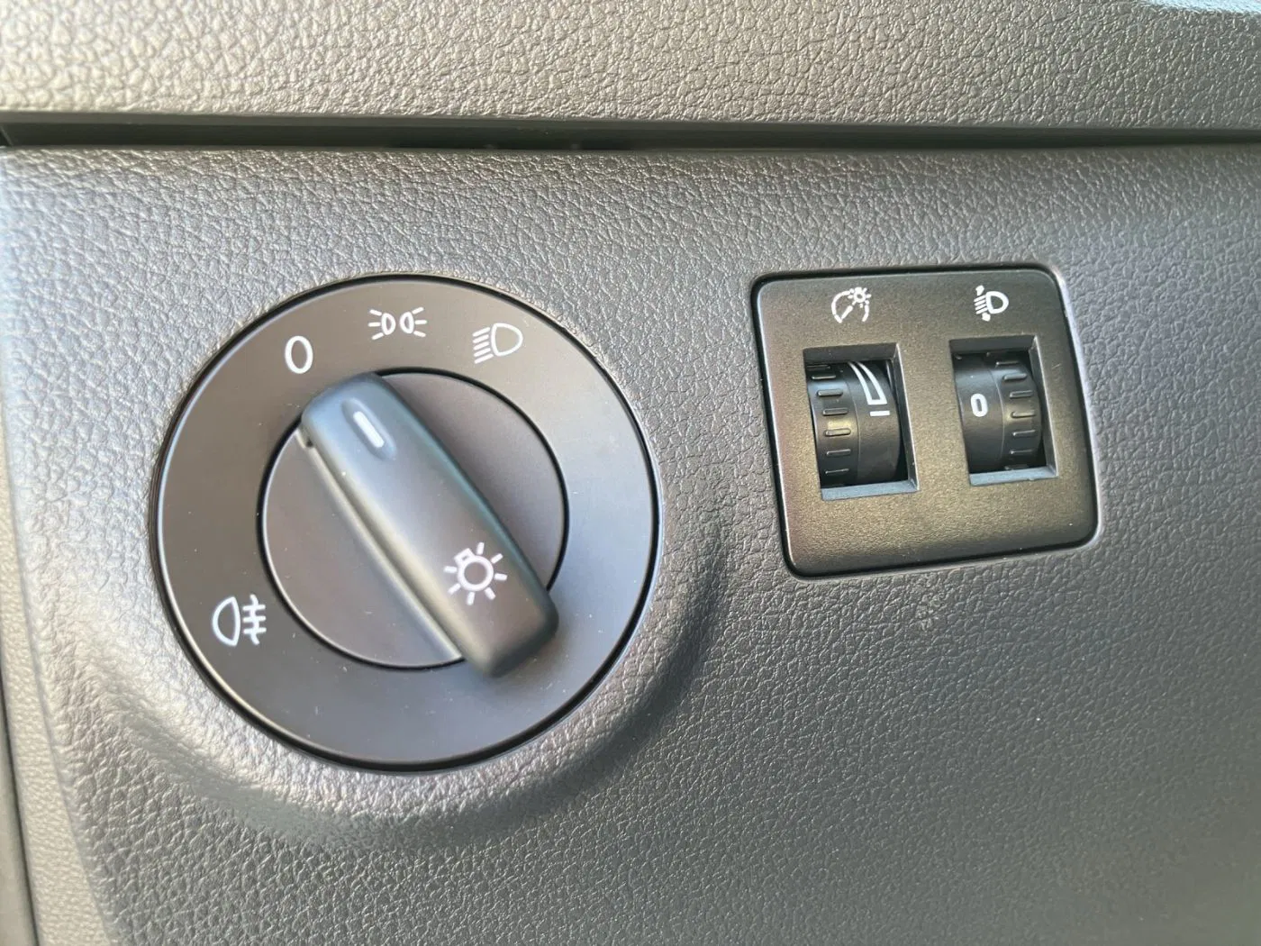 VW Caddy Nfz Kasten 2.0 TDI BMT Kasten | Bild 7 von 18