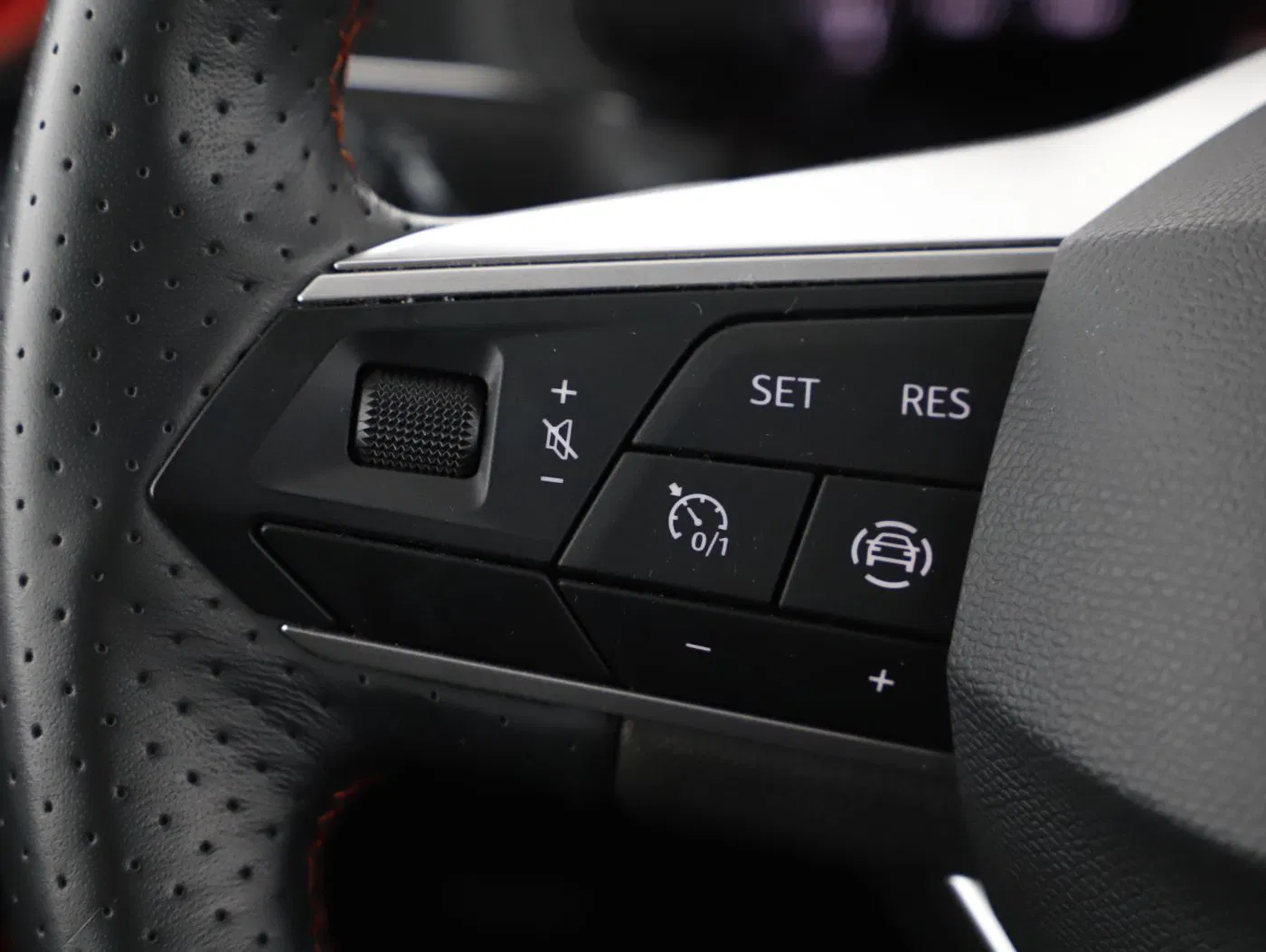 Seat Arona 1.0 TSI FR | Bild 14 von 21