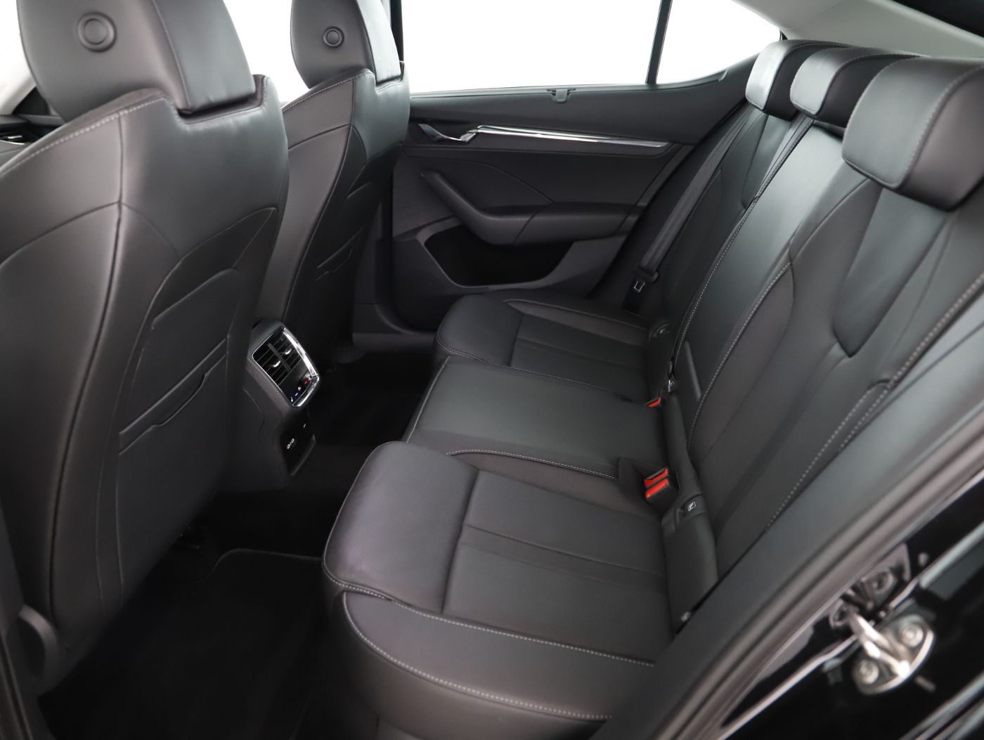 Skoda Octavia 1.4 TSI Style iV | Bild 6 von 24