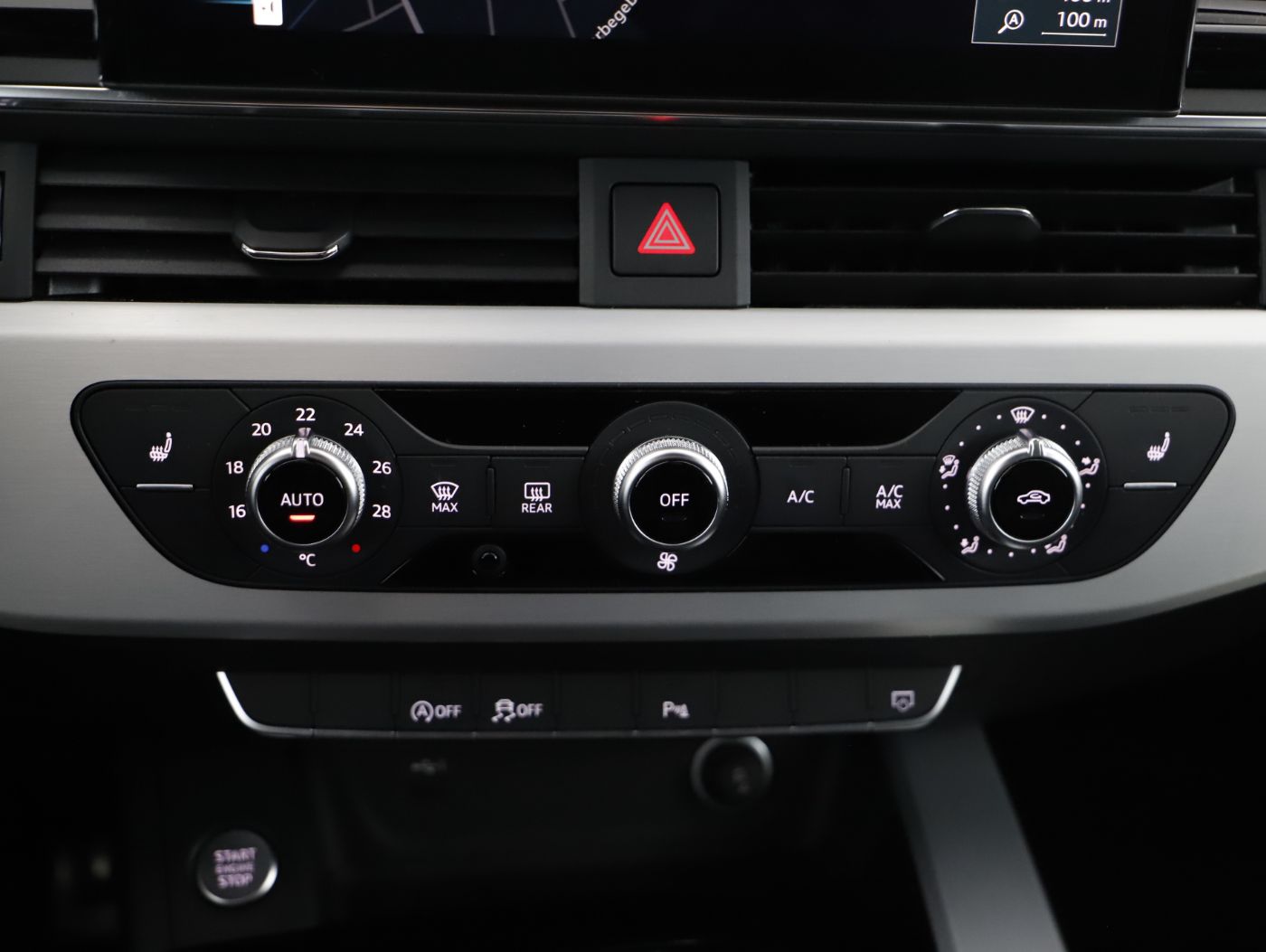 Audi A4 30 TDI S-LINE | Bild 21 von 25