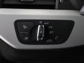 Audi A4 30 TDI S-LINE | Thumbnail 10 von 25