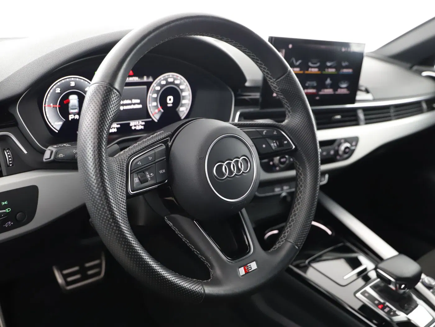 Audi A4 30 2.0 TDI advan. S-LINE | Bild 7 von 22