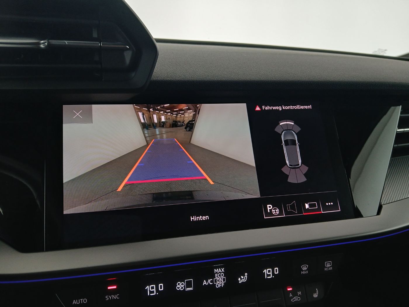 Audi A3 SB 30TDI S-Line Aut | Bild 20 von 27