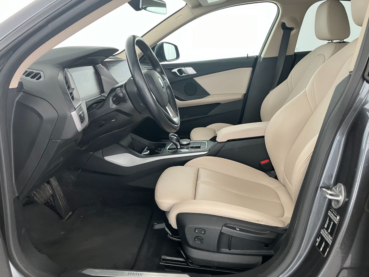 BMW 216d Gran Coupe Advantage Aut. | Bild 7 von 30