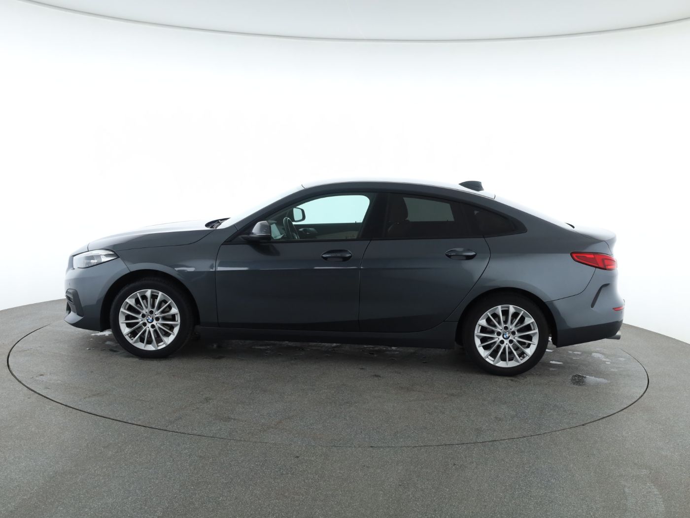 BMW 216d Gran Coupe Advantage Aut. | Bild 27 von 30