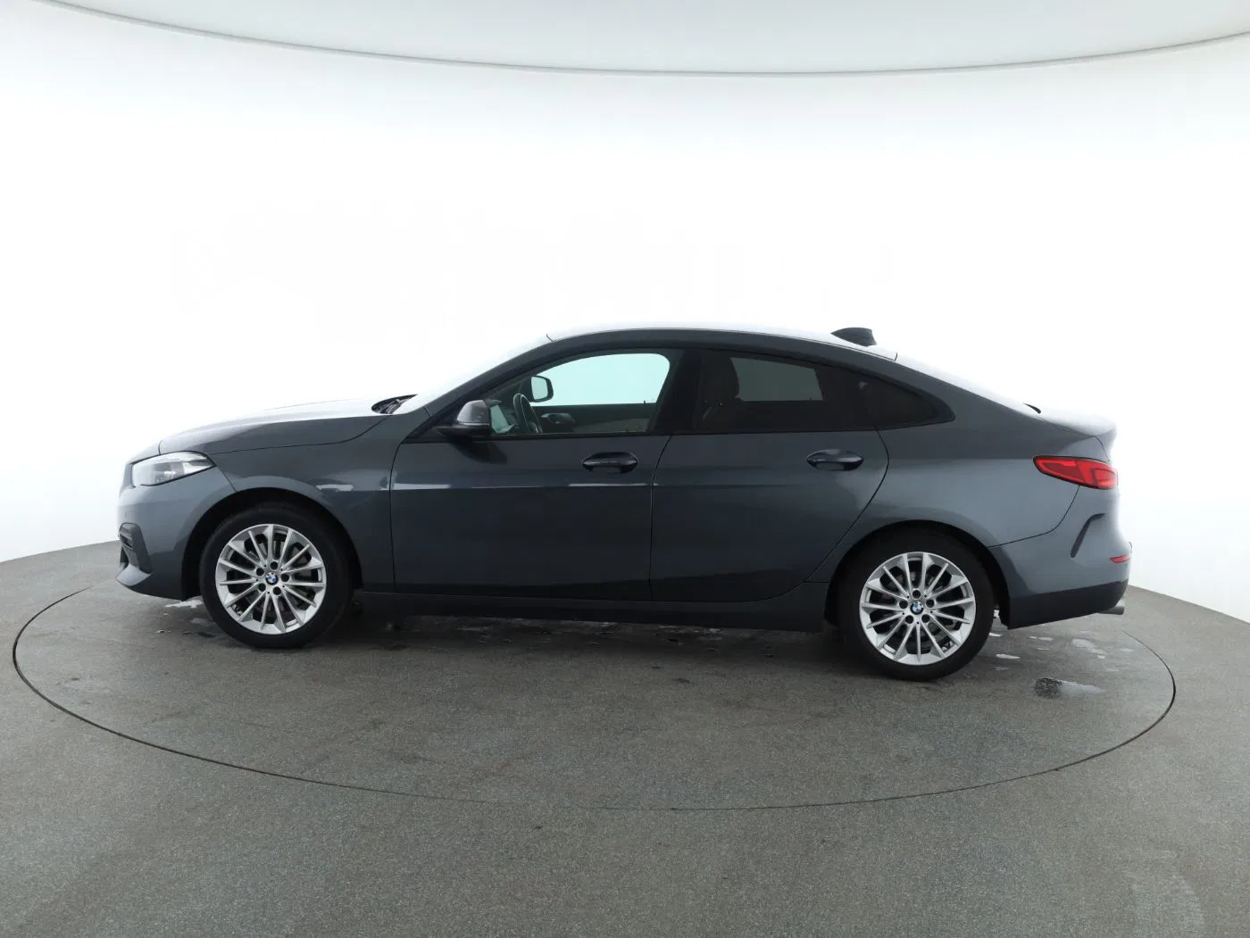 BMW 216d Gran Coupe Advantage Aut. | Bild 27 von 30