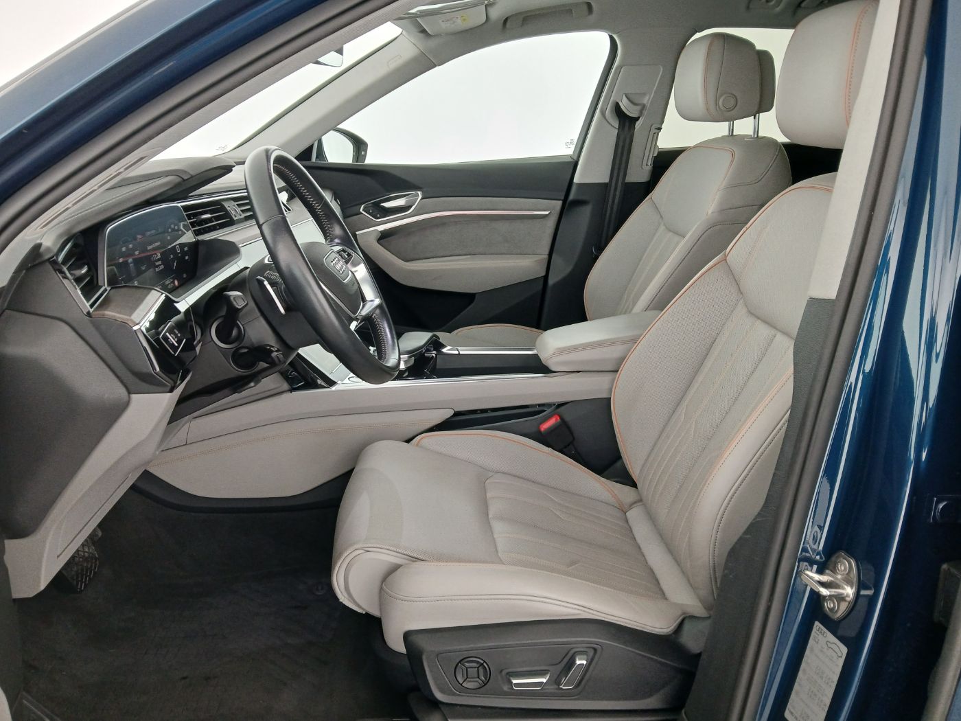 Audi e-tron 50 quattro | Bild 14 von 27