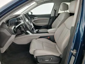 Audi e-tron 50 quattro | Thumbnail 14 von 27