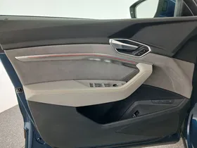Audi e-tron 50 quattro | Thumbnail 11 von 27