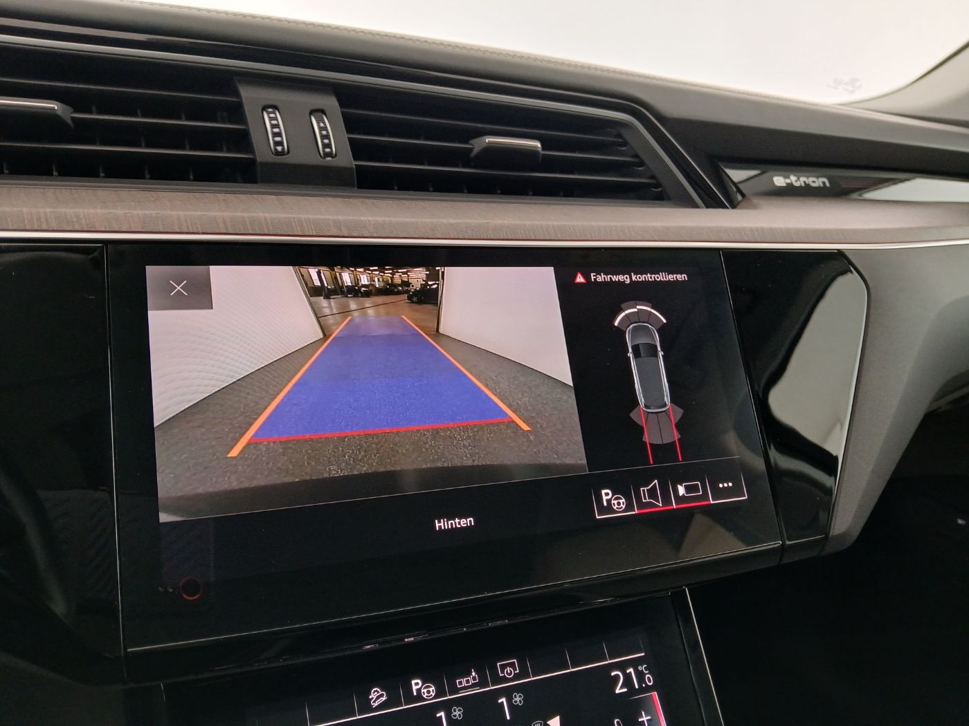 Audi e-tron 50 quattro | Bild 21 von 27