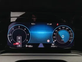 VW Golf VIII Var. 2.0 TDI DSG Life | Thumbnail 16 von 25