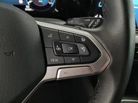 VW Golf VIII Var. 2.0 TDI DSG Life | Thumbnail 18 von 25