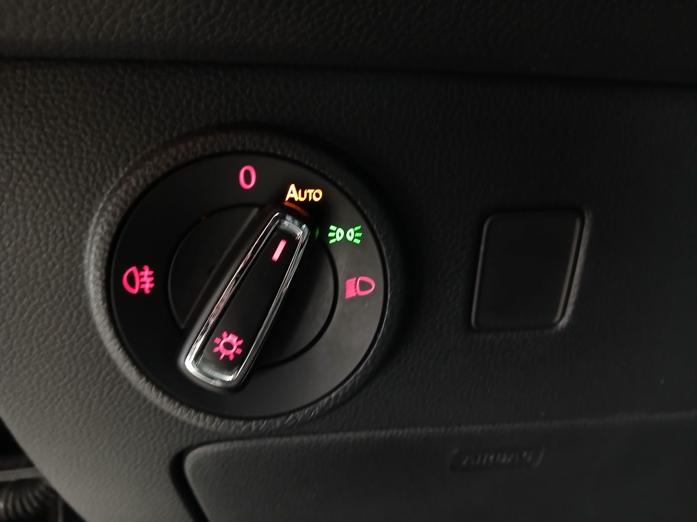 Cupra Ateca 2.0 TSI DSG | Bild 13 von 28